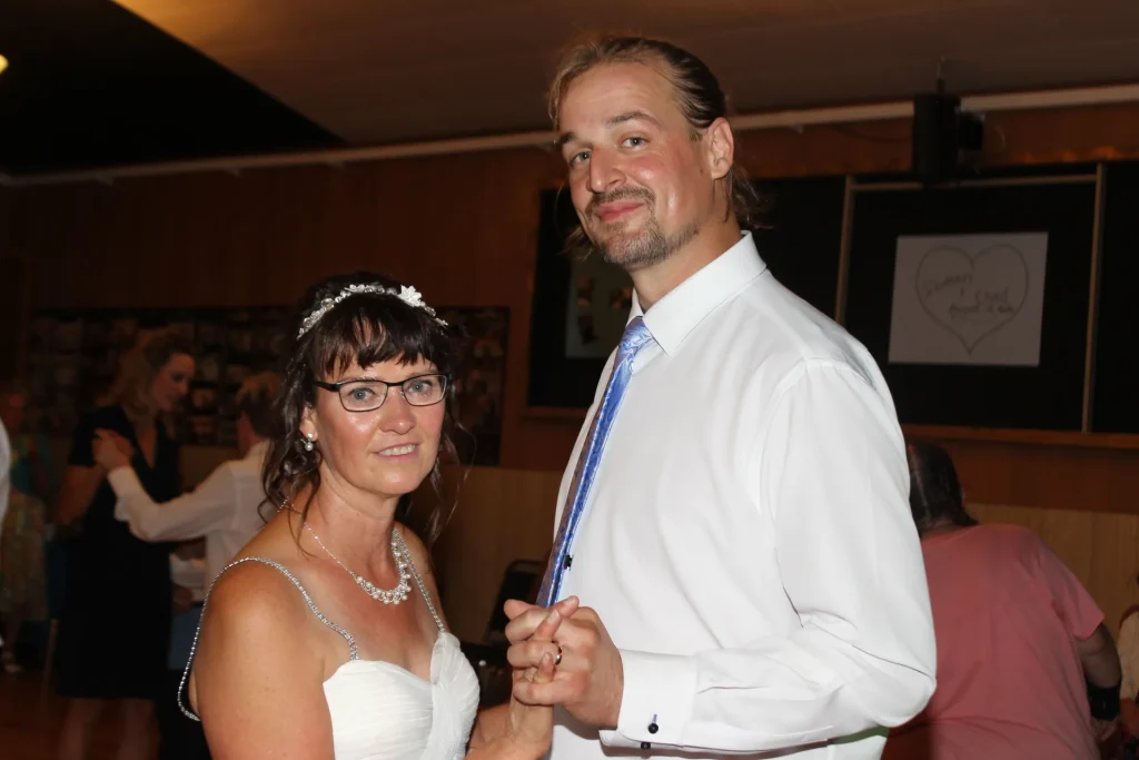 chad and doreen gerber wedding picture 3